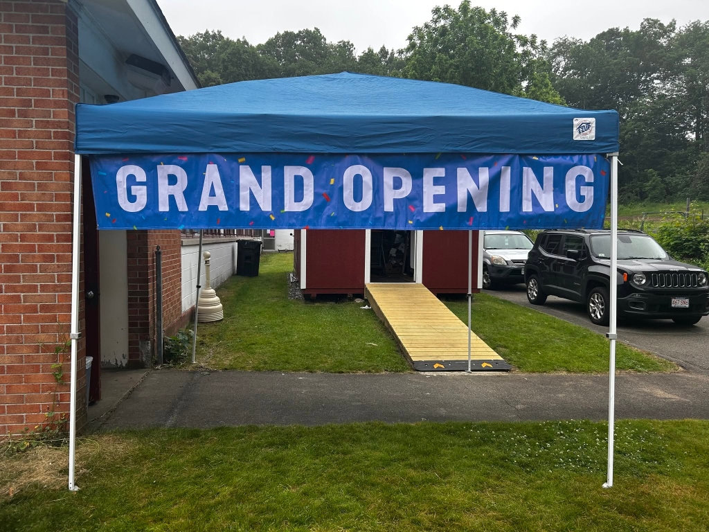Outdoor Distribution Canopy & Volunteer Staging